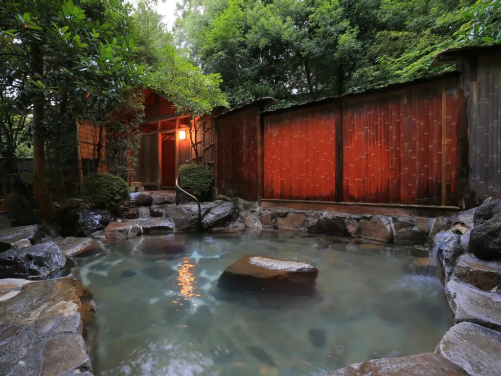Ryokan Hanaya Outdoor Onsen