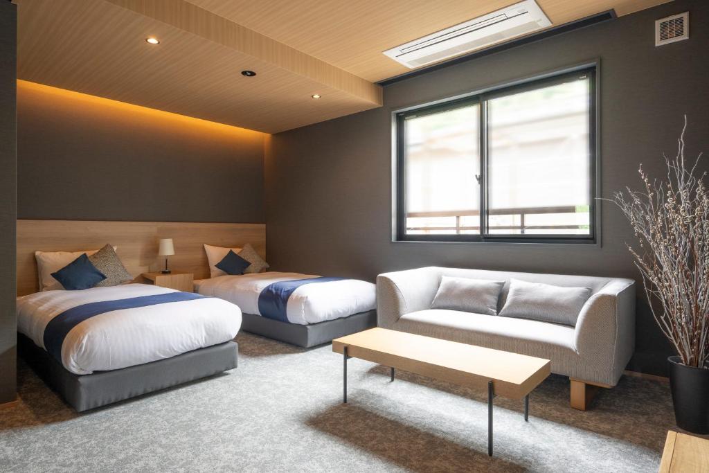 Ryokan Meiji Modern Twin Room