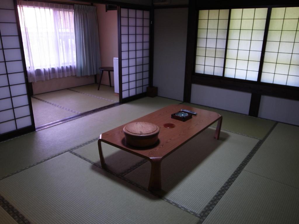 Ryokan Murayama Tatami Room