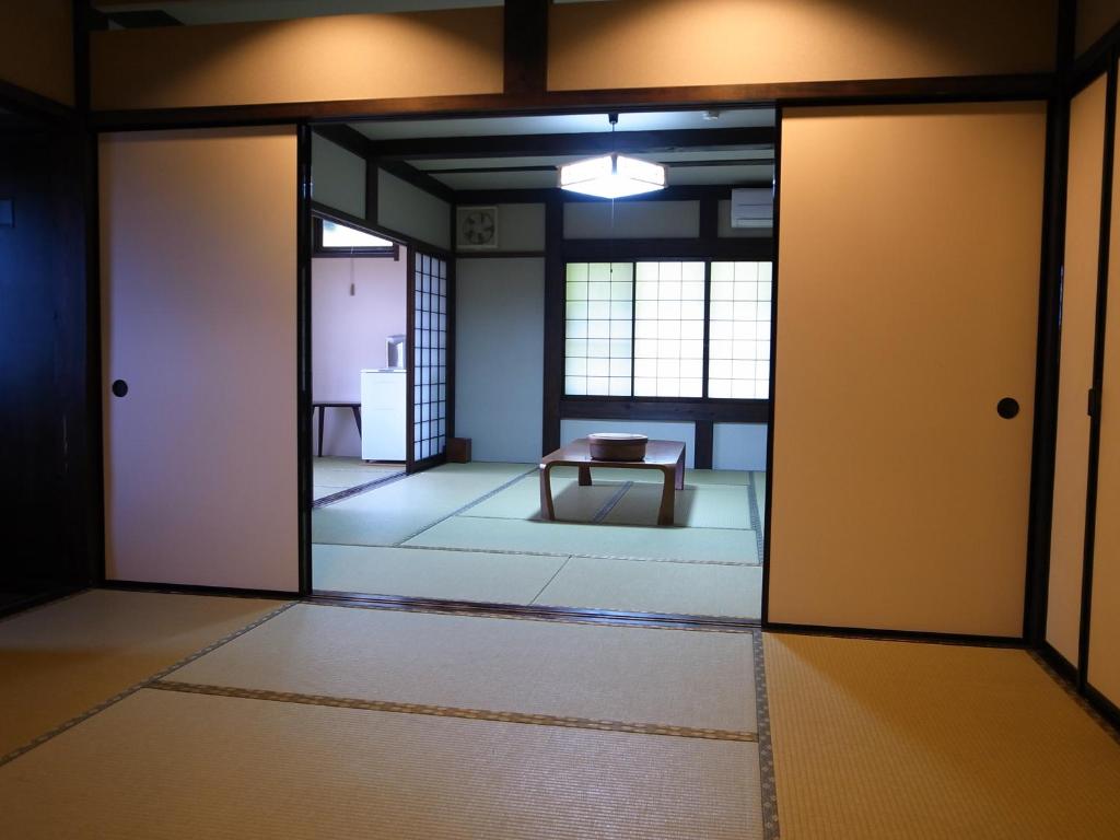 Ryokan Murayama Tatami Room