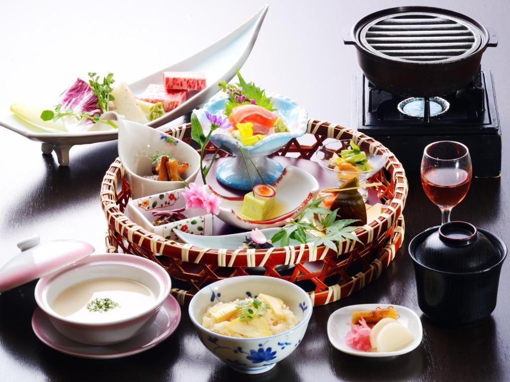 Ryokan Nakamatsuya Kaiseki Dinner