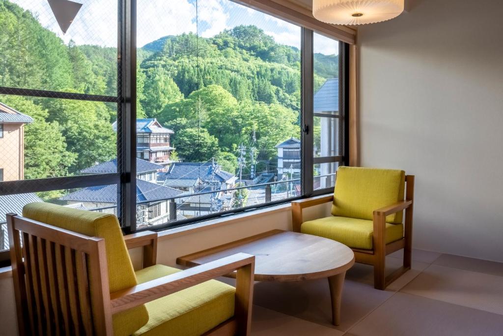 Ryokan Nakamatsuya Mountain View Room