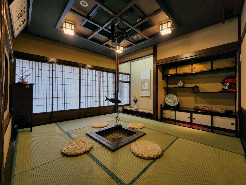 Ryokan Tanabe Tatami Room