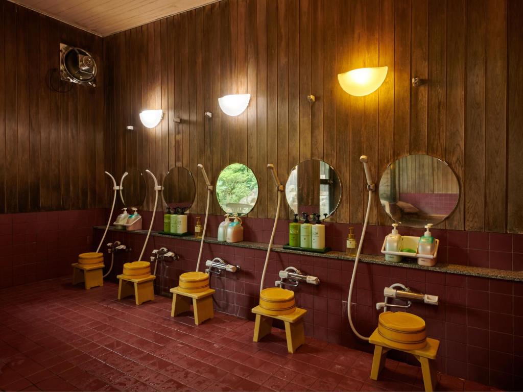 Ryokufuen Kiyoharu Bathhouse Washing Area