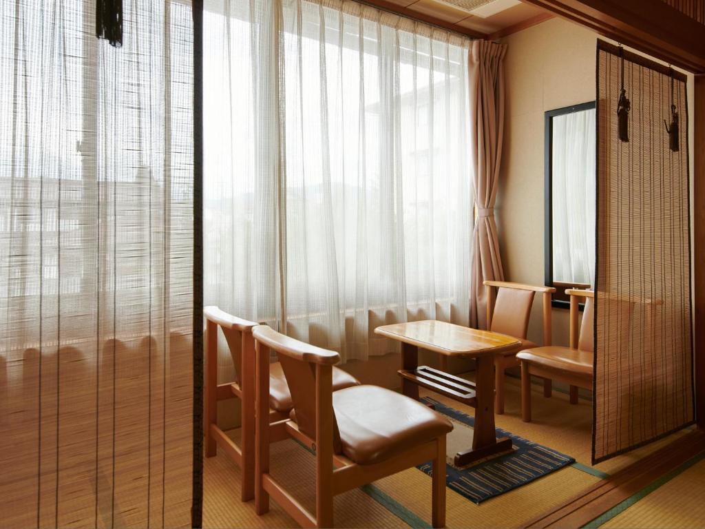 Ryokufuen Kiyoharu Tatami Room