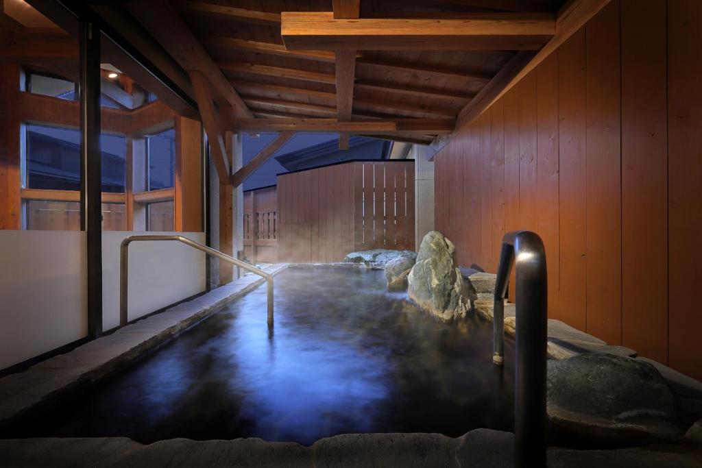 Ryokusui Tei Open Air Bath