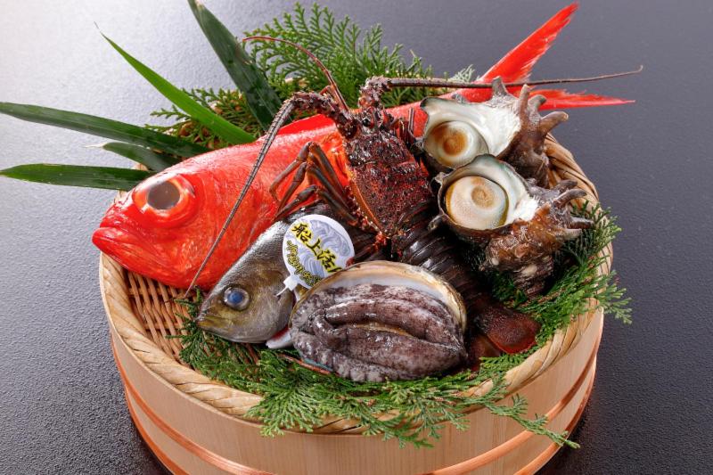 Ryokusui Tei Seafood Platter