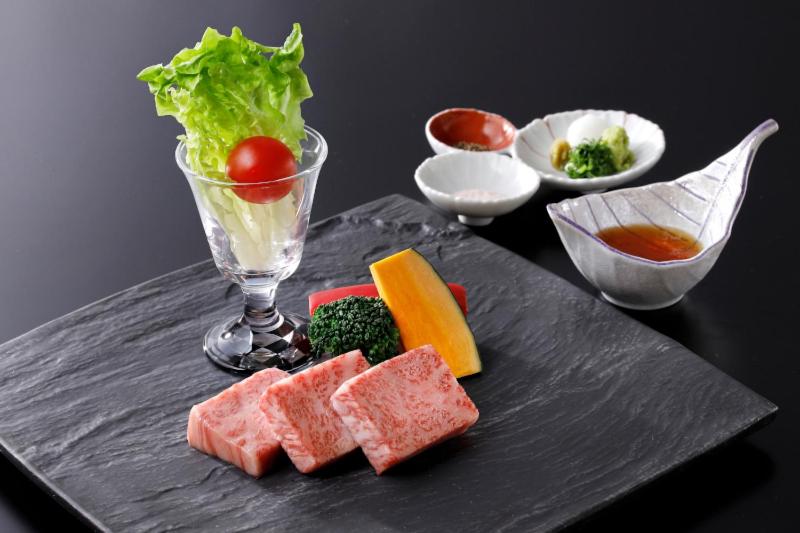 Ryokusui Tei Wagyu Appetizer