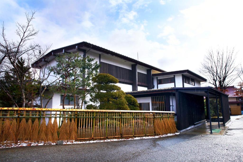 Sagiya Hotel Ryokan Exterior