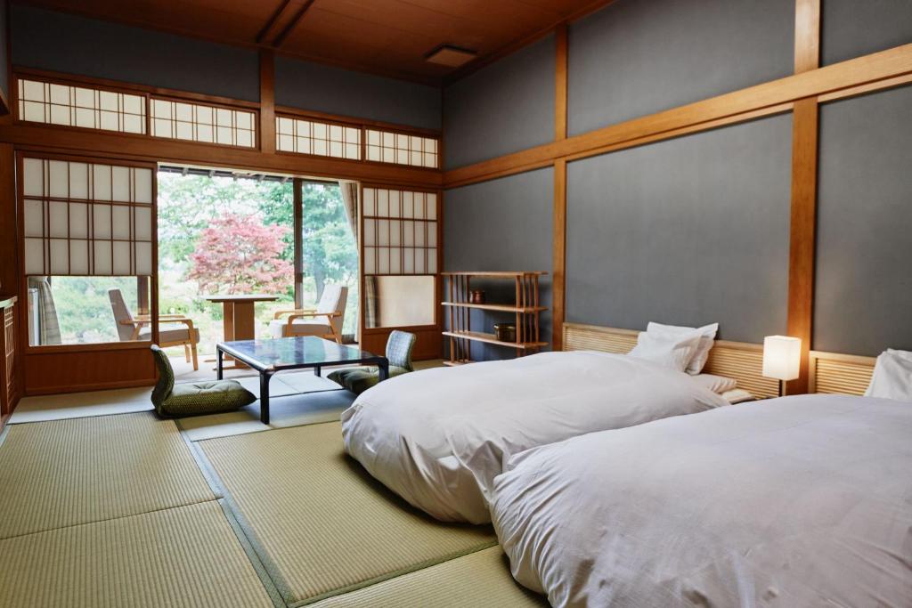 Sagiya Hotel Tatami Room