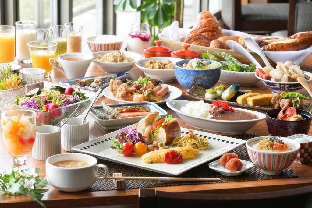 Sakan Ryokan Breakfast Buffet