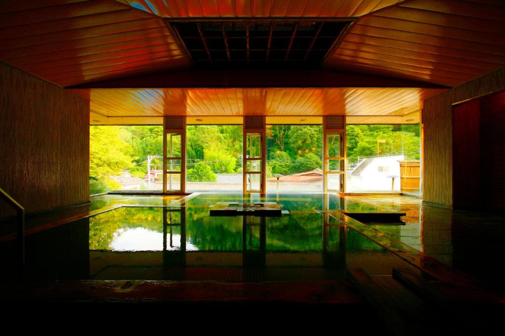 Sakaya Ryokan Indoor Onsen