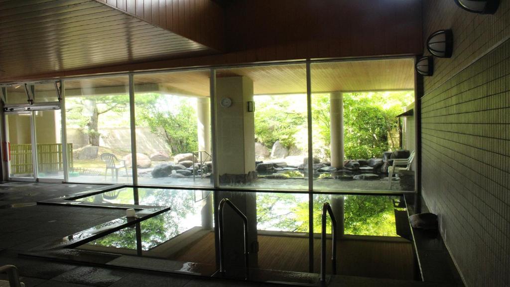 Sakuragaike Qua Garden Ryokan Indoor Onsen