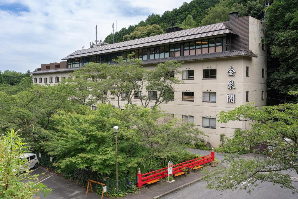 Sanage Onsen Hotel Kinsenkaku Exterior