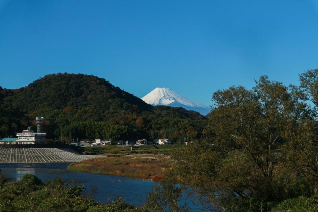 Sanyo So Mount Fuji View