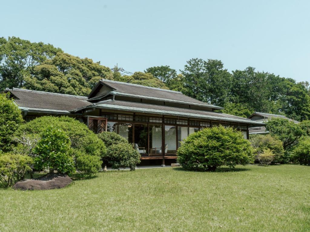 Sanyo So Ryokan Garden Exterior