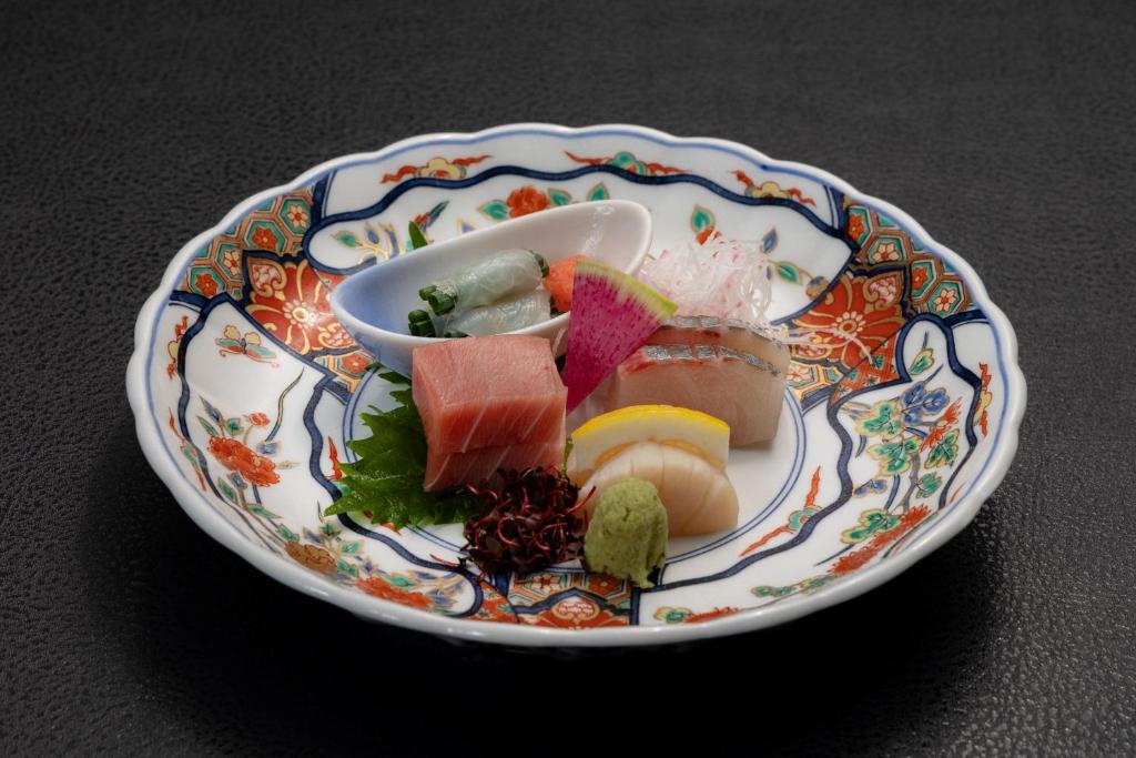 Sanyo So Sashimi Platter