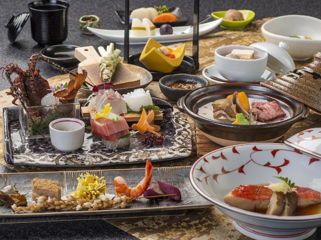 Satoyama No Bettei Shimoda Central Hotel Kaiseki Dinner