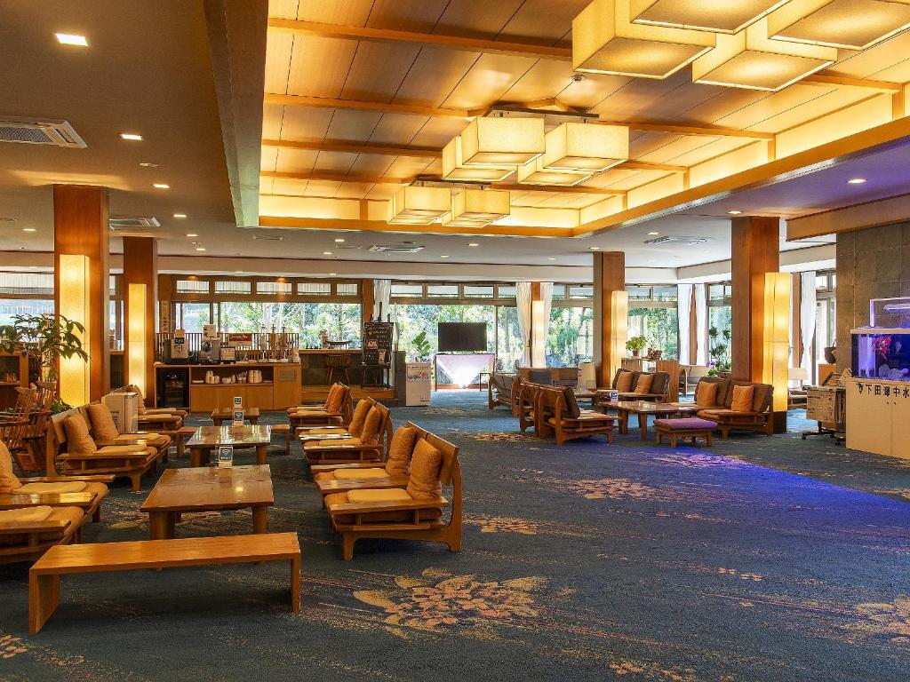 Satoyama No Bettei Shimoda Central Hotel Lobby