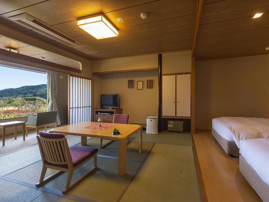Satoyama No Bettei Shimoda Central Hotel Tatami Room