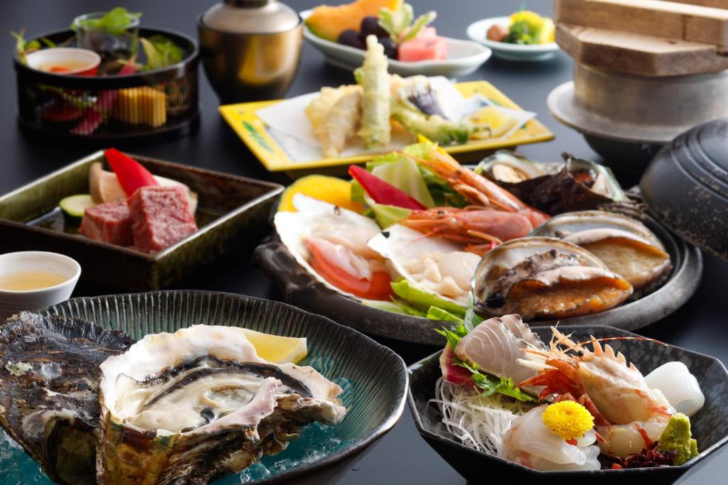Seaside Satake Kaiseki Seafood Meal