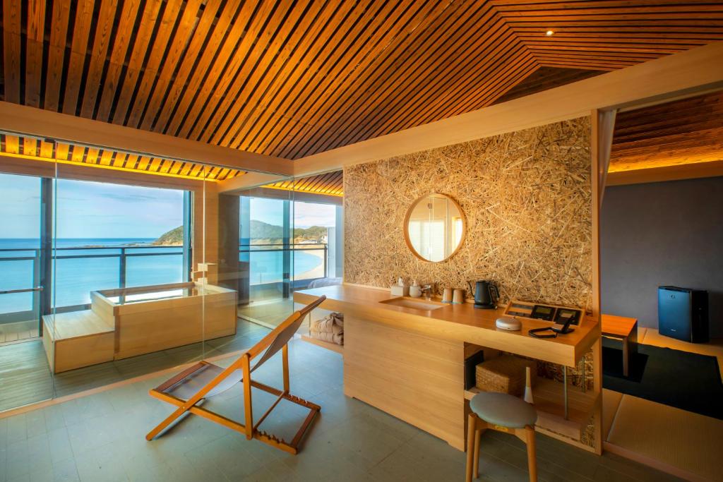 Seaside Satake Ocean View Suite