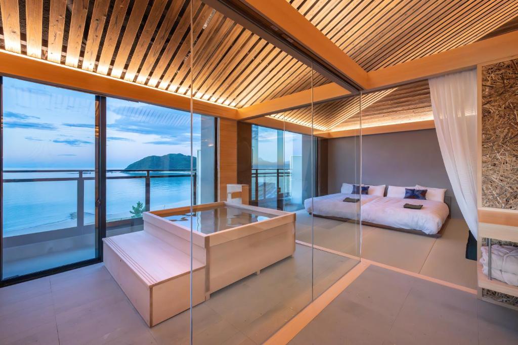 Seaside Satake Oceanview Onsen Suite