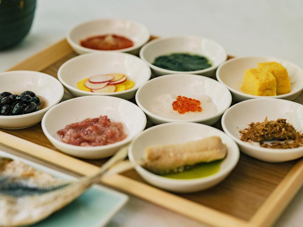 Sen Yugawara Japanese Breakfast