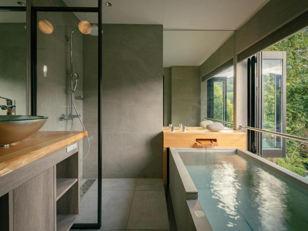 Sen Yugawara Private Onsen Bath