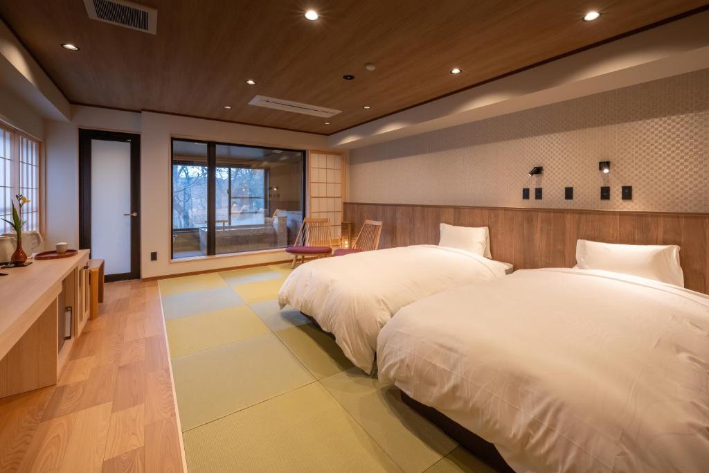 Senkyo Tatami Room