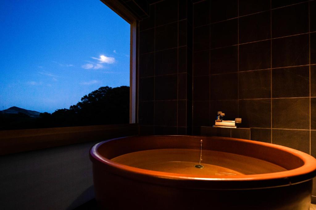 Senpokaku Toba Open Air Bath