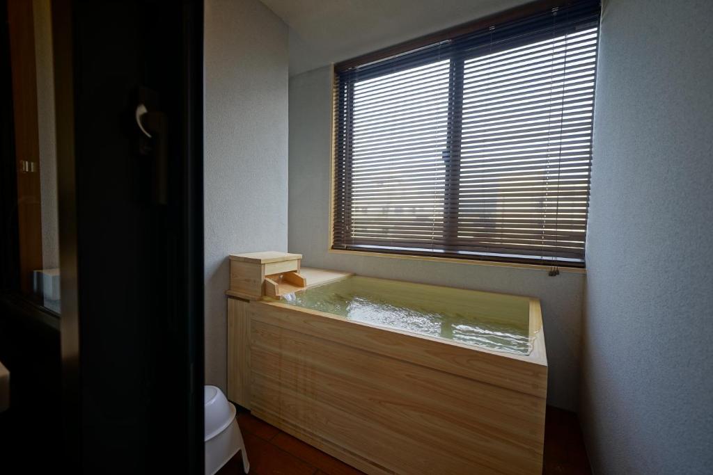 Seven Seas Hotel Private Bath