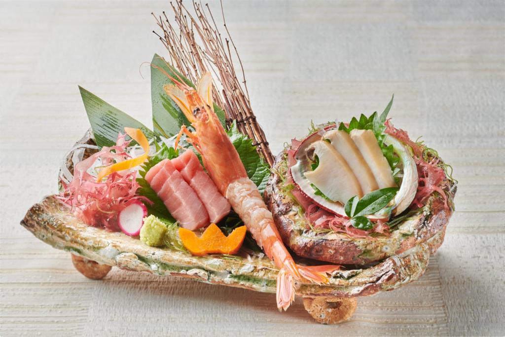 Seven Seas Hotel Sashimi Platter