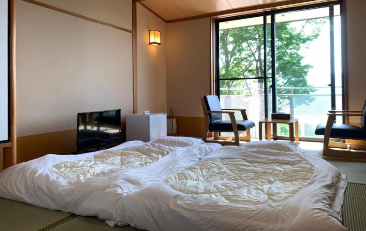 Shichifukuso Tatami Room
