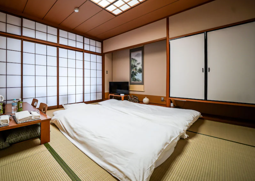 Shichifukuso Tatami Room
