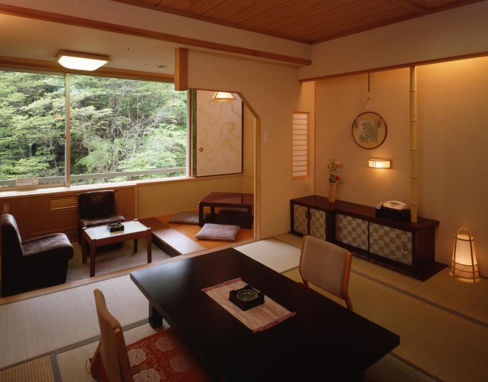 Shima Yamaguchikan Tatami Room