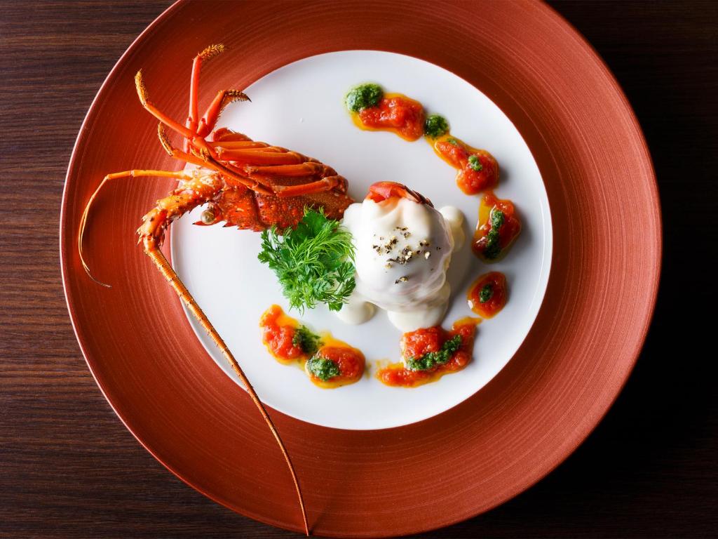 Shimoda Tokyu Hotel Lobster Dish