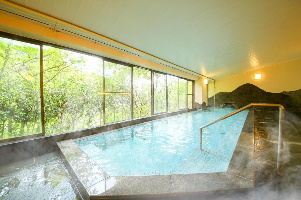 Shinshus Kakeyu Onsen Indoor Bath