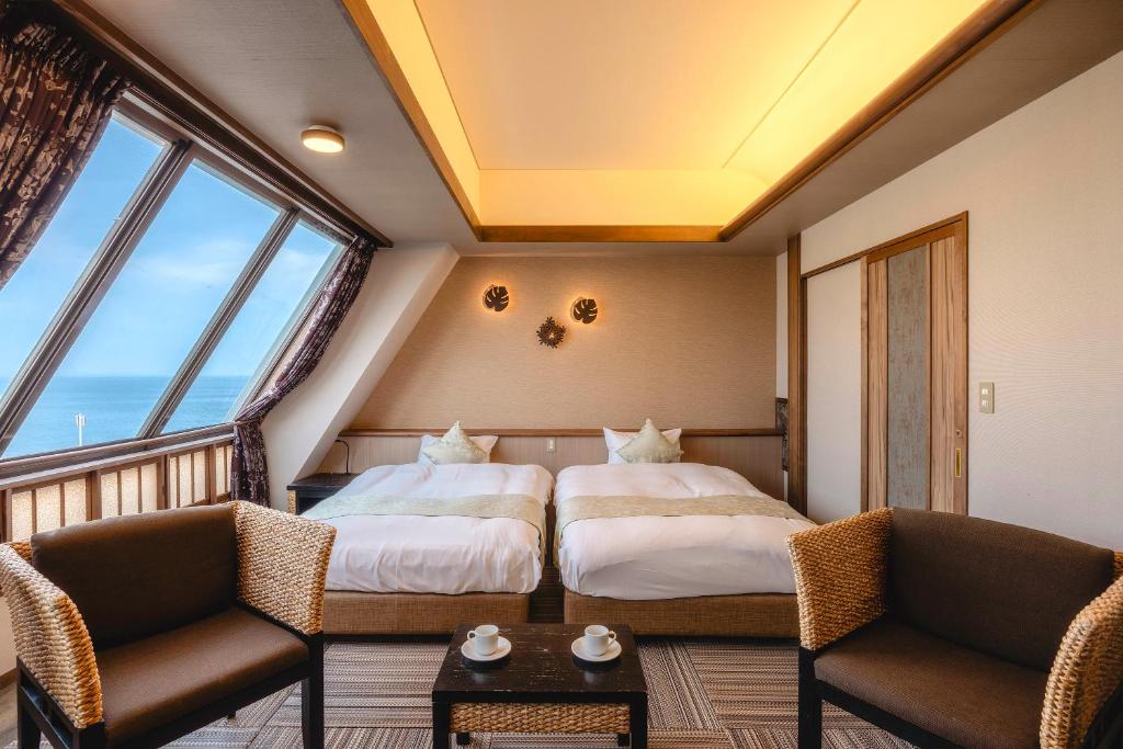 Shinyu No Yado Sazana Ocean View Twin Room