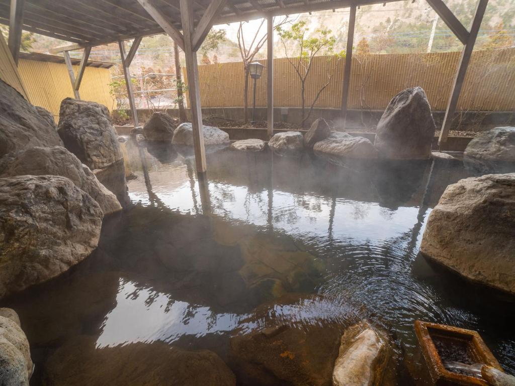 Shiobara Onsen Yashio Lodge Outdoor Onsen