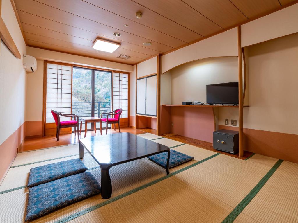 Shiobara Onsen Yashio Lodge Tatami Room