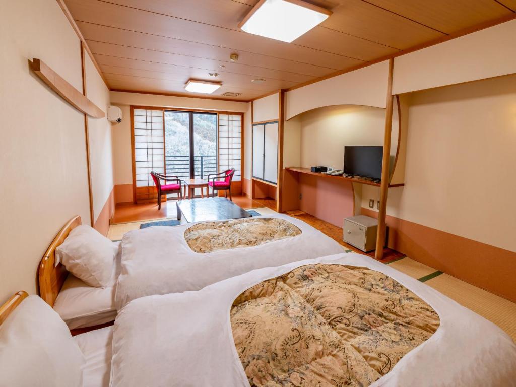 Shiobara Onsen Yashio Lodge Tatami Room
