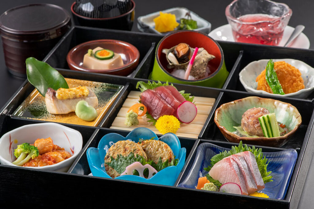 Shirahama Ocean Resort Kaiseki Meal