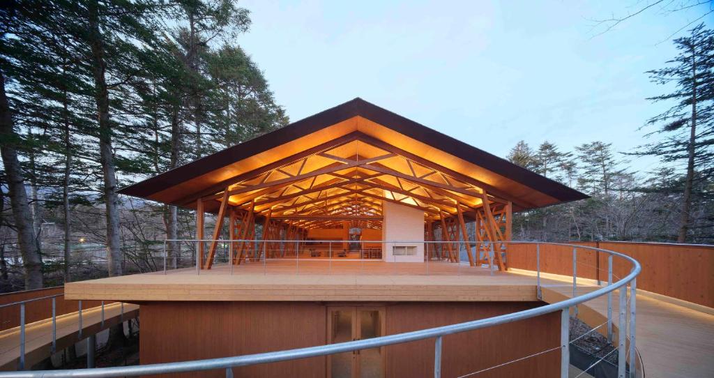Shishi Iwa House Karuizawa Wooden Pavilion Exterior