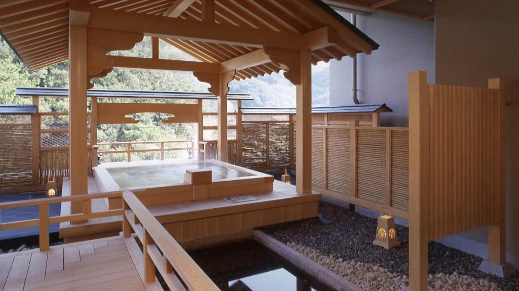 Shuku Kaifuu Open Air Onsen