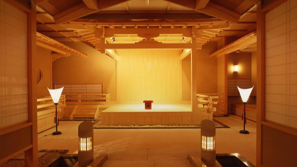 Shuku Kaifuu Traditional Stage Interior