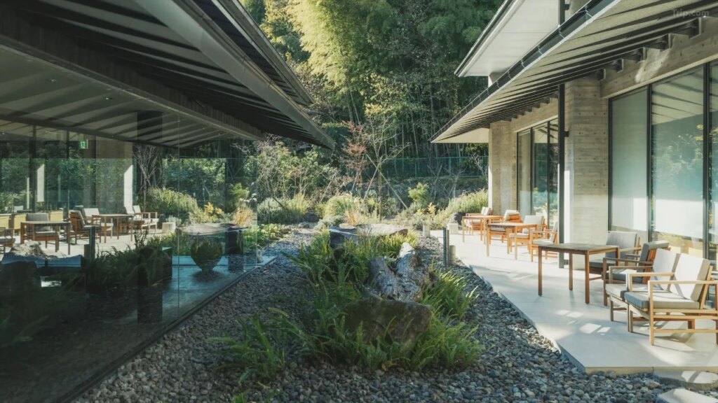 Soki Atami Courtyard Lounge