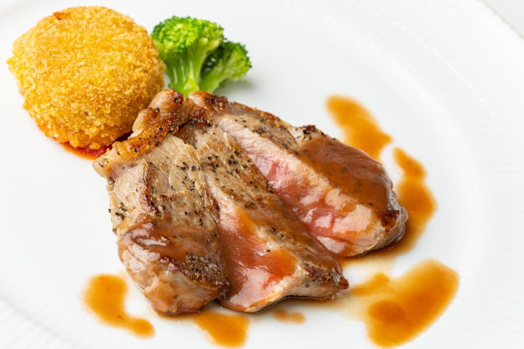 Southern Cross Resort Grilled Meat Dish