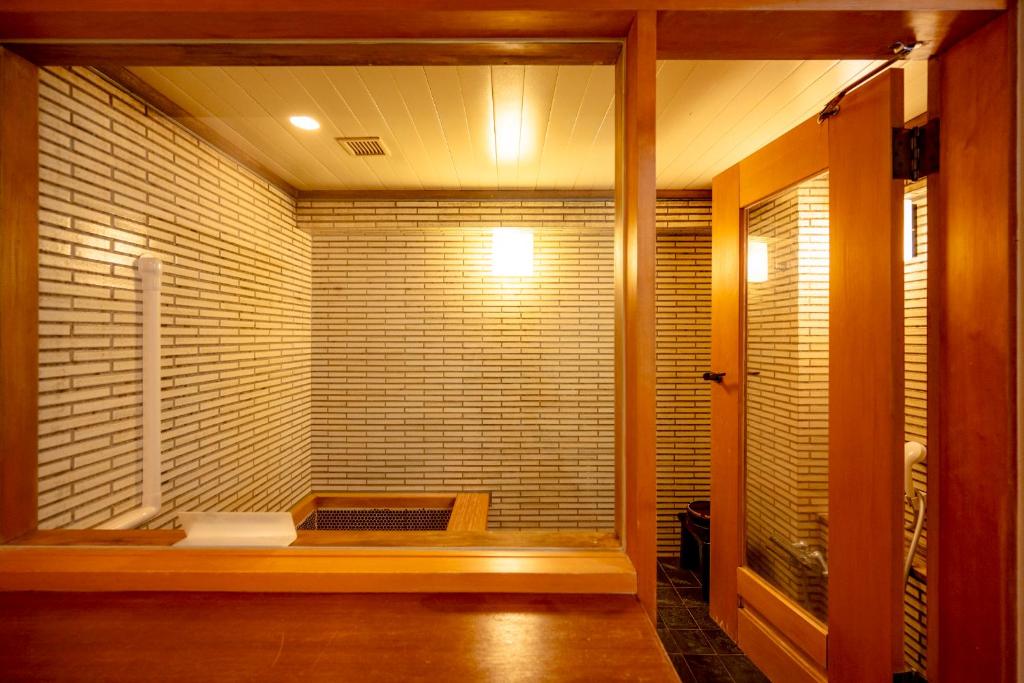 Southern Cross Resort Private Bath