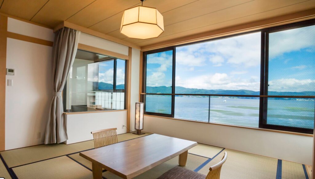 Sui Suwako Lake View Tatami Room